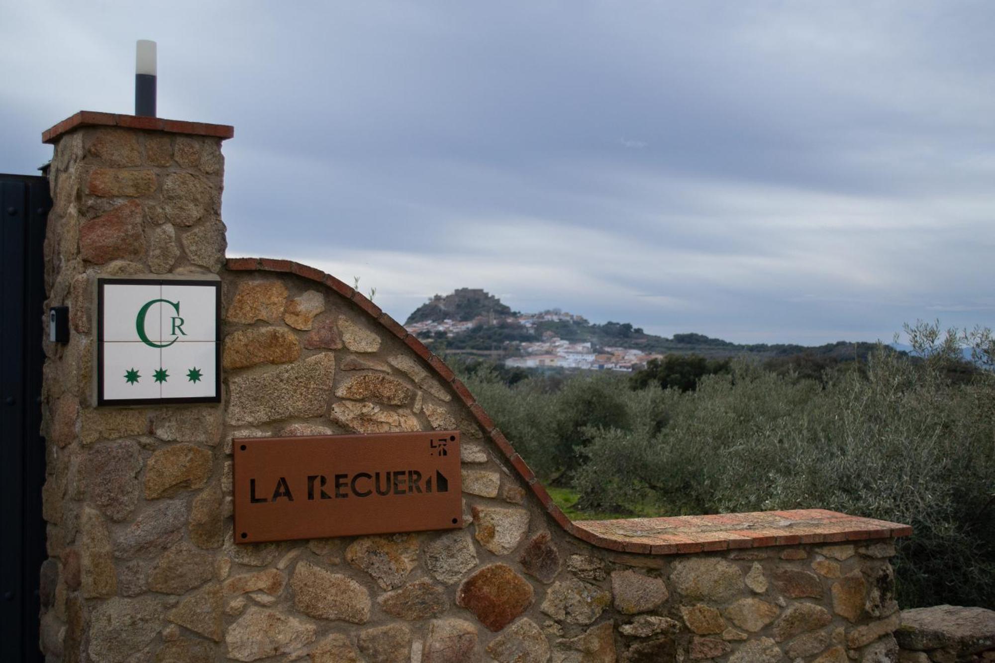 Casa Rural La Recuera Montanchez Exterior photo